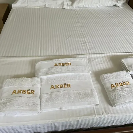 Bujtina Arber * Roskovec
